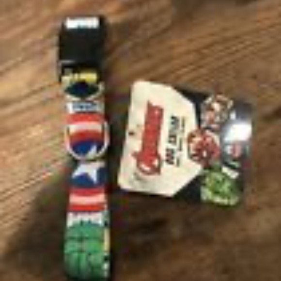 Marvel Avengers Dog Collar Size Small 15-35 lbs New Hulk Capt America Iron Man j - Picture 4 of 5